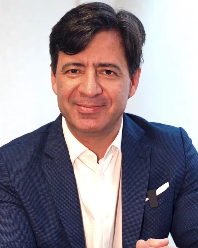 Dr. Rogério Morale
